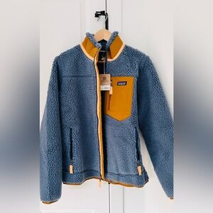 BNWT Brand New Patagonia Women’s Classic Retro-X Fleece Jacket in Size M